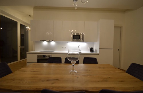 Josefstadt Apartment | Luxury Residence near Parliament in @YourVienna