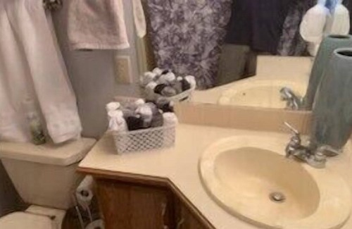 Yuma House | Luxury Resort Home, all amenities of resort, and minutes from down town area fun