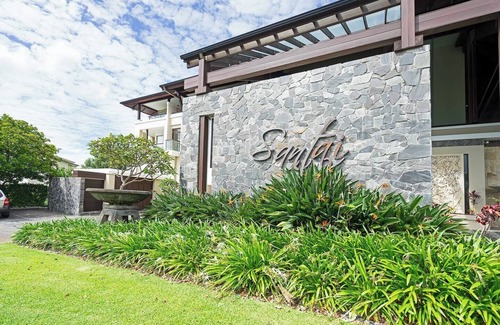 Casuarina Apartment | Luxury Resort Studio with Pool Footsteps to Beach