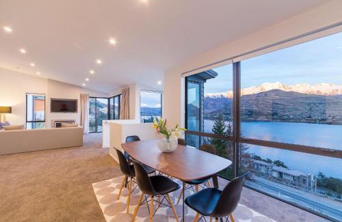Queenstown House | Luxury Retreat at 5 on The Hill Queenstown