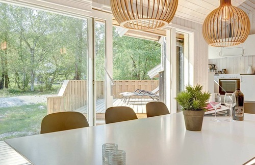 Spidsegard House | Luxury Retreat near Beach