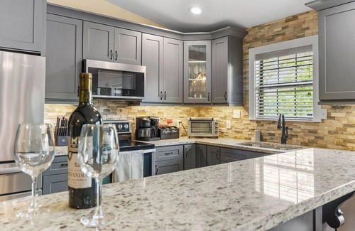 Whiteside House | Luxury River Cabin: Hot Tub, Decks, Amazing Views