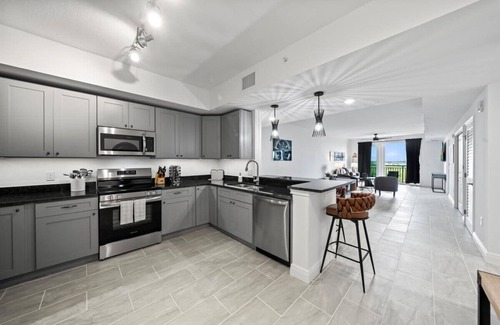 Merritt Island Condo | Luxury River Front Secluded Condo w Resort Amenities