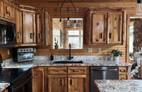 Everett House | Luxury Riverfront Home w/Fireplace, Cargo Lift, Kayaks, Firewood, Fenced Area