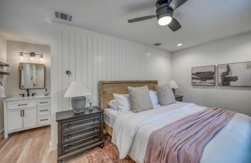 Canyon Lake House | Luxury Riverfront Villa with Firepit & Gameroom!