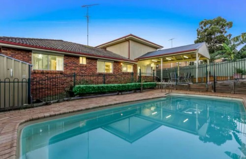 Bradbury House | Luxury room + Pool + Ensuite