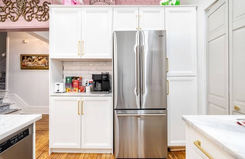 Short North House | Luxury Rose Manor - Perfect for Bachelorettes!