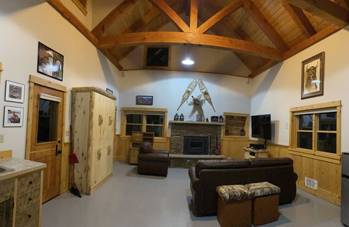 Purgatory House | Luxury, Rustic Mountain Estate Ideal for Family Reunions - Barn/Saloon, Pavilion