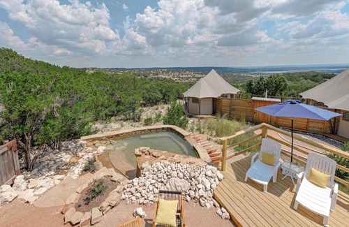 Oatmeal Cabin | Luxury Safari Tent #4 Scenic Hill Country Views- Private Deck/Hot Tub/Pond Pool