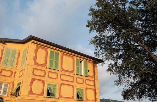 Rezza House | Luxury Seaview apartment in restored villa just minutes from the sea