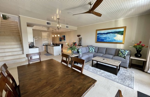 Hart Bay Condo | Luxury,Seaview condo,Jacuzzi,Kayaks,Paddle Boards,Snorkeling gear, Close to Town