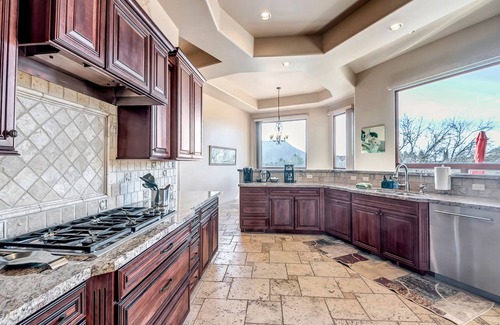 Oak Creek House | Luxury Sedona Retreat with Scenic Red Rock Views!
