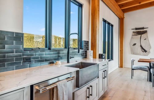 Leadville Cabin | Luxury, Serenity, and Breathtaking Views Await