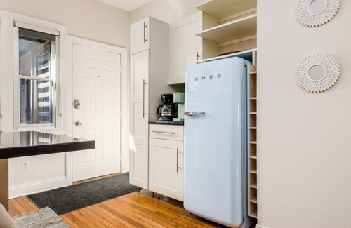Short North Condo | Luxury Short North Top Floor Condo & 2 Beds
