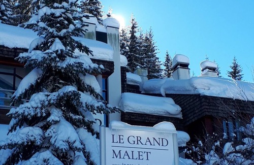 Les Carroz-d'Araches Apartment | Luxury ski-in ski-out apartment, 8 pers, fireplace at Les Carroz d'Arâches