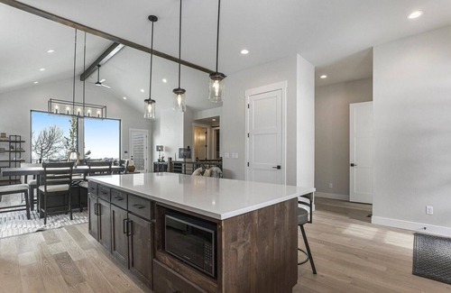 Silvercreek House | Luxury Ski-In/Out, 2 Family Rooms, Hot Tub, Views