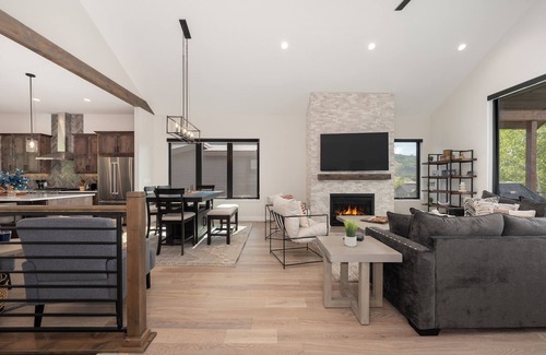 Silvercreek House | Luxury Ski-In/Out, 2 Family Rooms, Hot Tub, Views