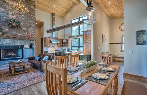 Angel Fire House | Luxury Ski-In/Out Getaway w/Hot Tub & Views!