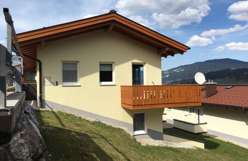 Flachau Apartment | Luxury Ski In -Ski Out Apartment