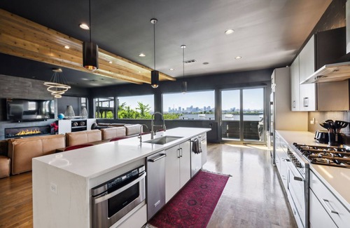 Katie Hill Neighborhood House | Luxury Skyline Mansion: Pool, Hot Tub & Game Room!