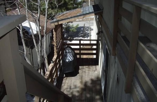 South Lake Tahoe House | Luxury Slopeside retreat. Spa and Billards. Walk to slopes