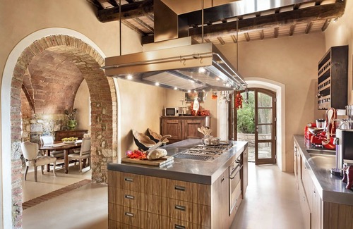 Pomarance Villa | Luxury SPA and retreat in Tuscany with Depandance