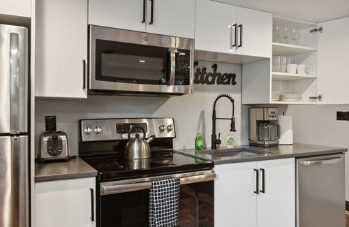 Truxton Circle Apartment | Luxury, Spacious 2BR, 1BA - Heart of DC!
