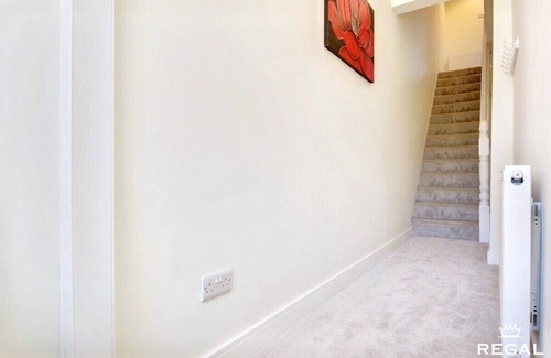 Bournemouth Apartment | Luxury Spacious 3 Bedroom Home