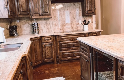 McAllen House | Luxury/Spacious Pool Home McAllen, Texas *4 Master Suites*