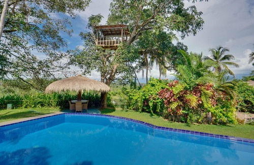 Kirantidiya Villa | Luxury Sri Lanka Villa Private Oasis with Pool for Relaxing Family Retreatn