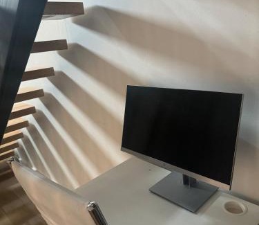 Docklands Apartment | Luxury Stay 4 Family & Friends