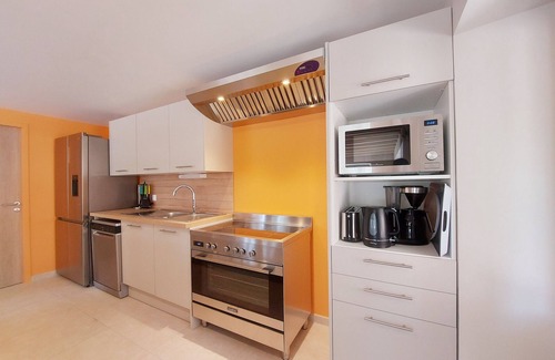 Saint-Pellerin Cottage | Luxury Stay at Moulin de Bouchereau: Nature & Relaxation