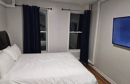 Ocean Hill Apartment | Luxury Stay in Brooklyn