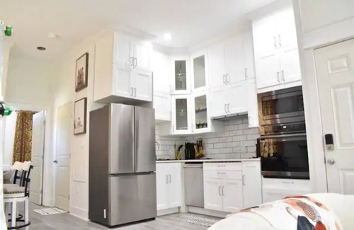 Downtown St. Louis Apartment | Luxury stay with all you need within and aroundn