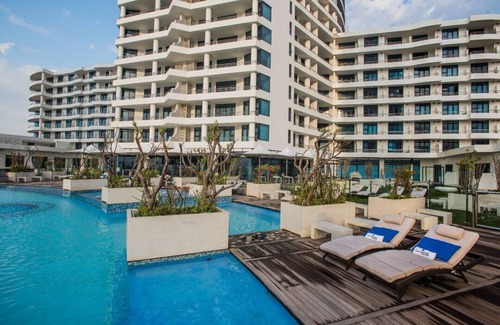 Umhlali Apartment | Luxury Studio at Lagoon Drive Durban