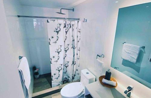 Zona 10 Apartment | Luxury Studio in Zona 10 Guatemala with Pool
