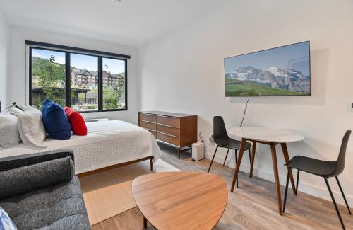 Park City House | Luxury Studio, Minutes to Gondola, Ski Deer Valley, Hot Tubs, Resort Amenities