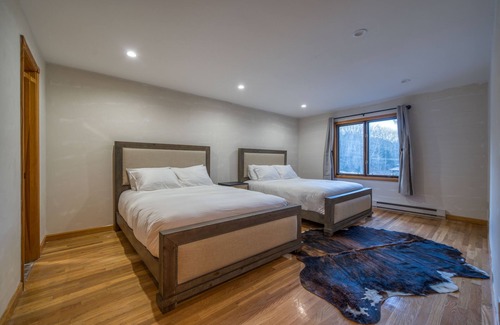 Windham Condo | LUXURY SUITE WITH 2 FULL BEDS