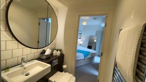 Docklands Apartment | Luxury Three bed Apartment by London ExCeL