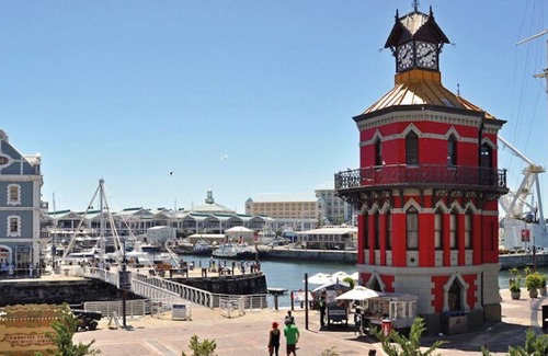 Victoria and Alfred Waterfront Apartment | Luxury Three Bedroom Apartment - fully furnished and equipped