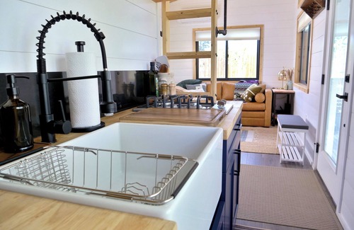 Columbia Falls Cabin | Luxury tiny home conveniently located between Whitefish and Colimbia Falls!