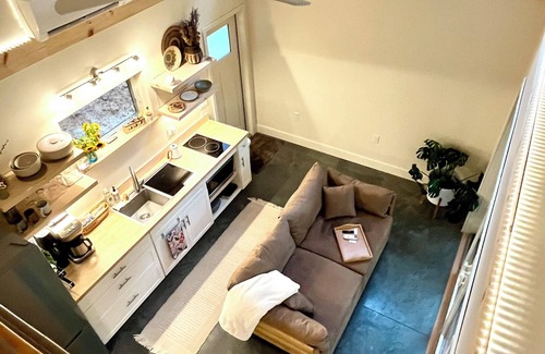 Swannanoa Cabin | Luxury Tiny House, hot tub, views, close to Asheville & Black Mt.