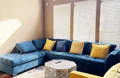 Legacy Park Apartment | Luxury Town House at Legacy Shops