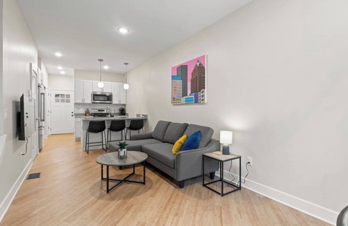 Rochester House | Luxury Townhome | King Bed | Close to Roc Airport