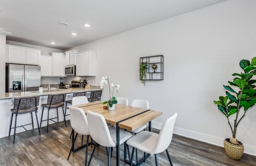 Northeast Pensacola House | LUXURY TOWNHOME NEAR DOWNTOWN AND PENSACOLA BEACH