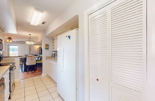 Ocean Pines House | Luxury townhome w/river views, outdoor seating, fire pit, grill & shared pool