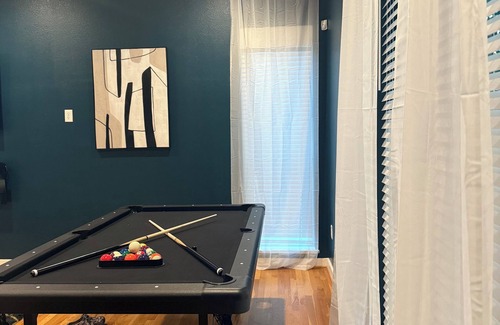 Cedars Apartment | Luxury Townhome with Private Rooftop & Jacuzzi