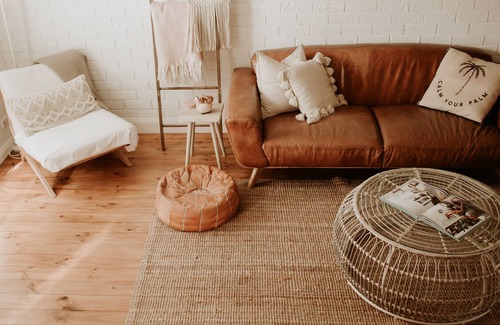 Glenelg East House | Luxury Townhouse by the Bay - Pet Friendly