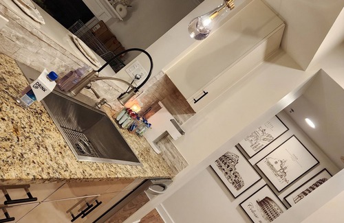 Colonial Homes Condo | Luxury Travel The World Experience! - Brand NEW Buckhead Condo In Atlanta