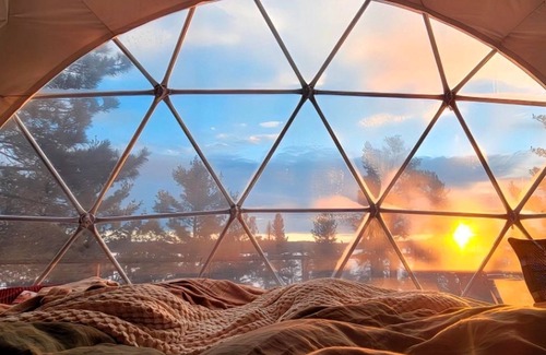 Crane Lake Cabin | Luxury Treetop Glamping Dome with Private Hot Tub near Crane Lake, Minnesota